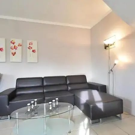 Le Bateau Lavoir Port-en-Bessin-Huppain