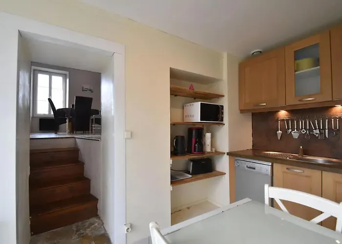 Le Bateau Lavoir פורט-אן-בסאן-אופאן